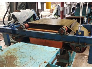 四川華川礦業永磁自卸除鐵器